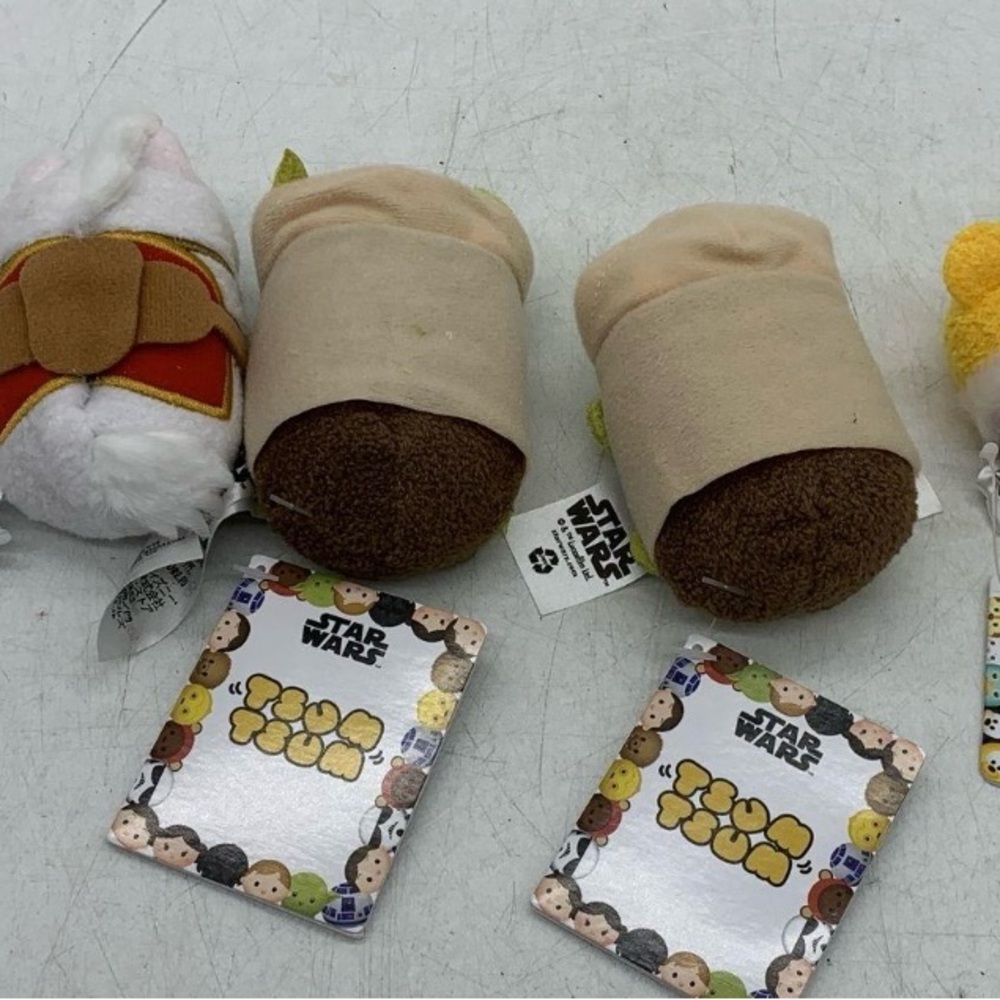 Disney Tsum Tsum Mini Plush Lot of 4 – Star Wars & Pooh Bee